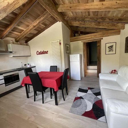 Ferienwohnung Profumo Di Legno Aosta Exterior foto